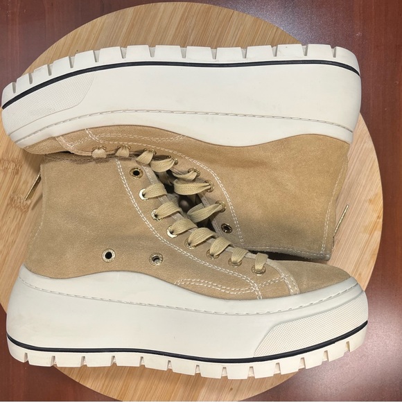 🔥 J/SLIDES GRACIE TAN BEIGE LACE-UP PLATFORM SNEAKERS WOMENS SIZE 7M - Picture 5 of 10